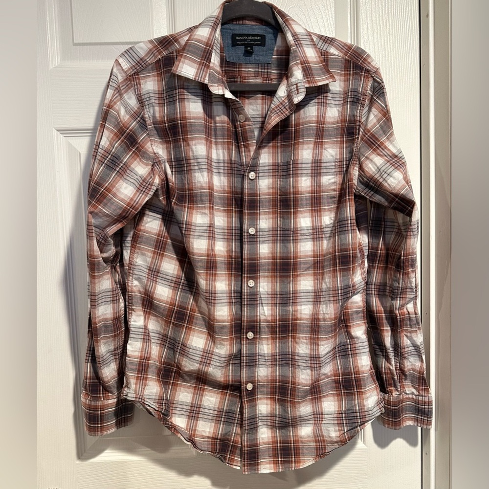 Banana republic • men’s medium cotton plaid shirt